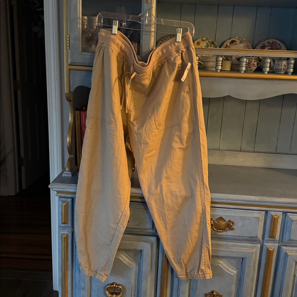 Women's Gap Tan Casual Pants - XL - Picture 2 of 5